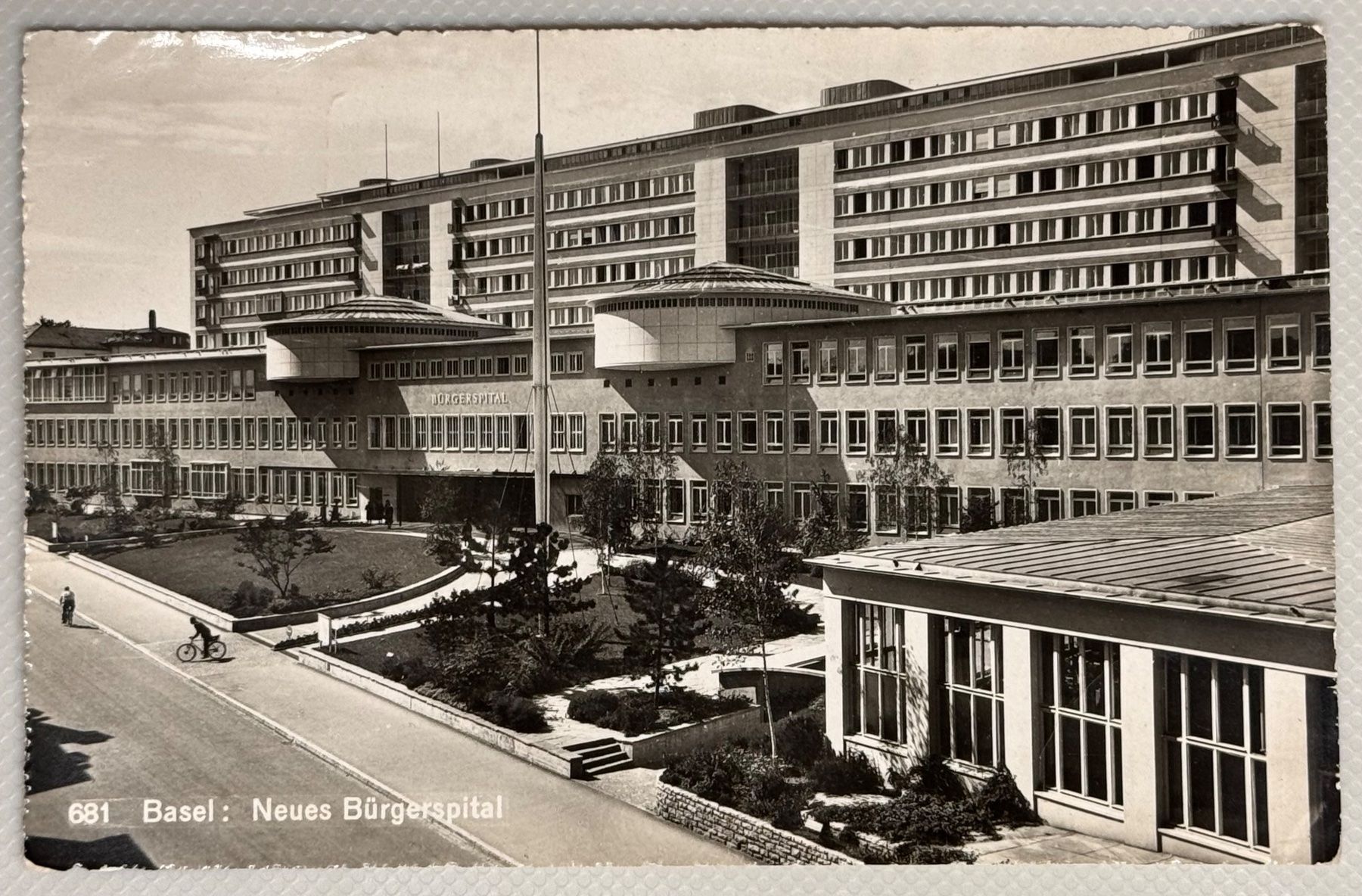 Cartoline postali: Seltene Ansichtskarte, Altes Bürgerspital - Basel – Usato da Andwil SG venduto da Ariisa1234