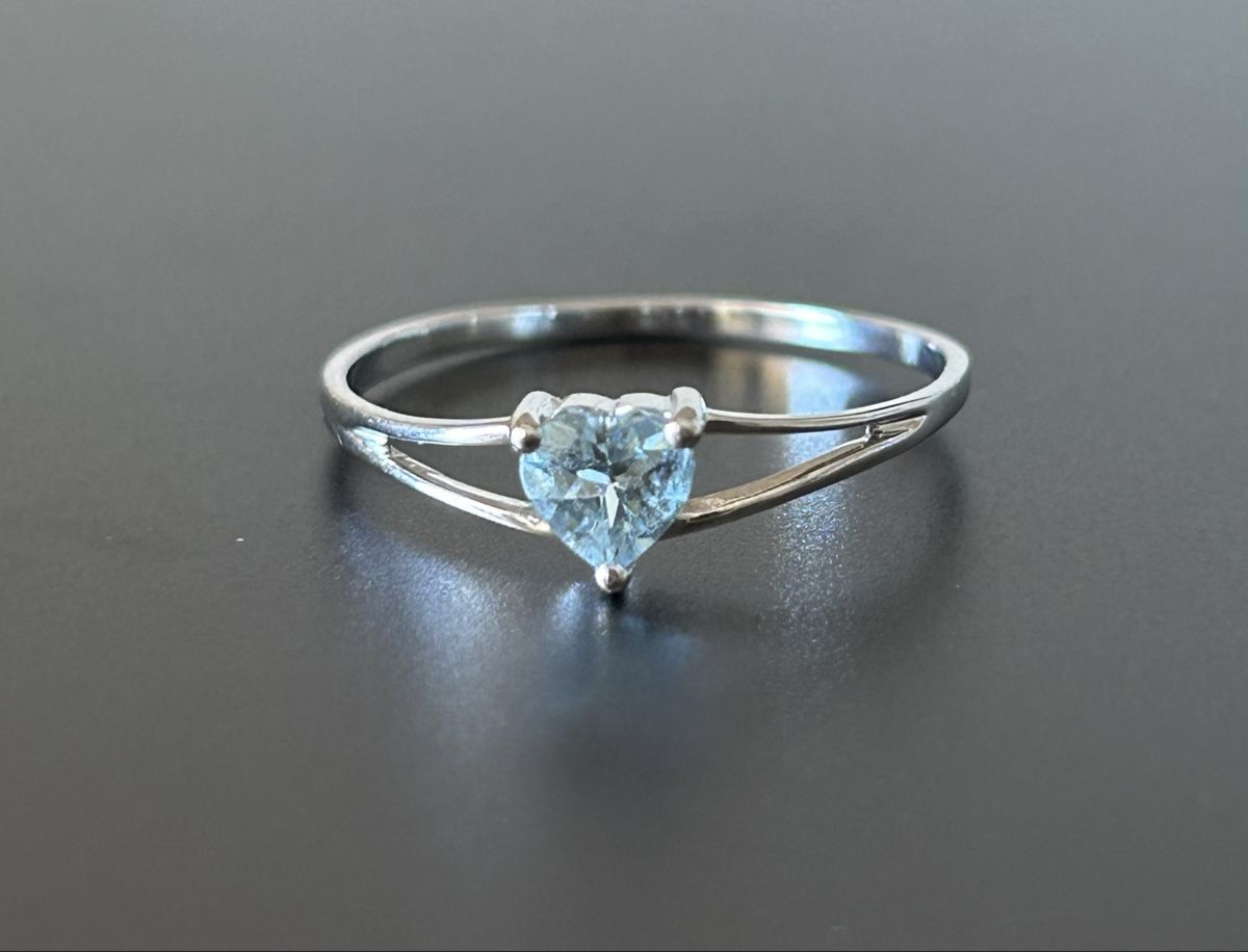 Anelli: Bague coeur en or 750 – Usato da Zürich venduto da malia.