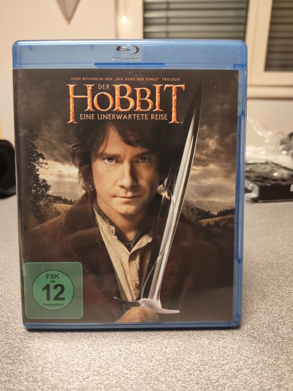 Tutti i DVDs: Der Hobbit: Eine unerwartete Reise Blu-ray – Usato da Seuzach venduto da dan1991