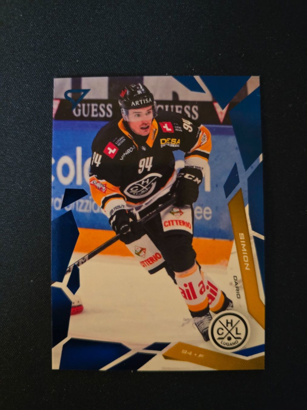 Sportzoo Sammelbilder & Trading cards: Simion // Base // Blue // HC Lugano – Gebraucht aus Beringen von Candrox__