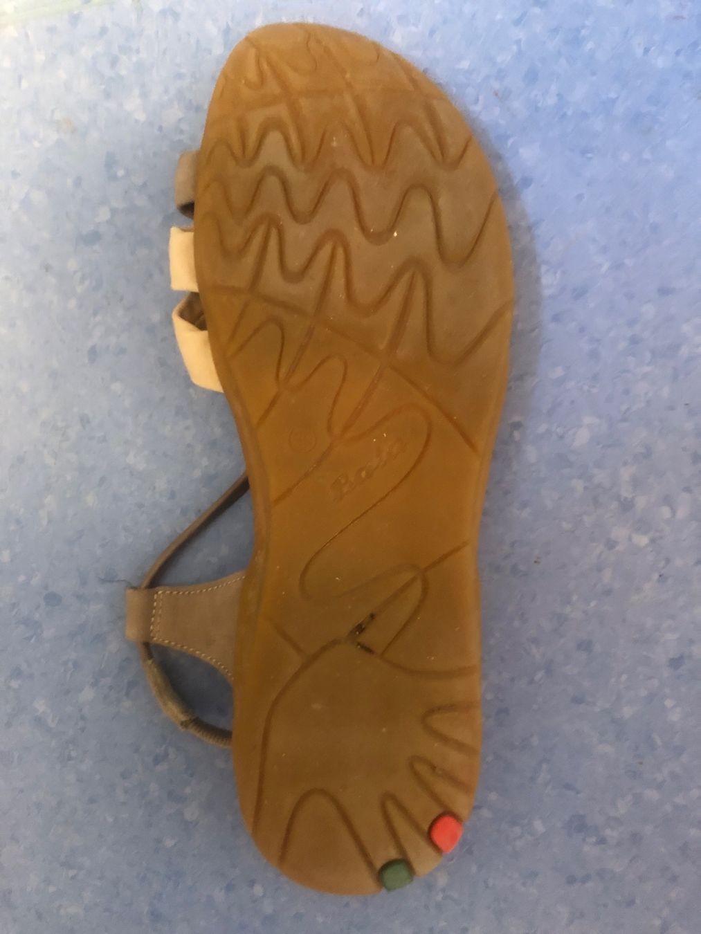 Scarpe da donna: Sandalen Touch Me Bata beige Creme Gold – Usato da Scuol venduto da Lotus2020 5