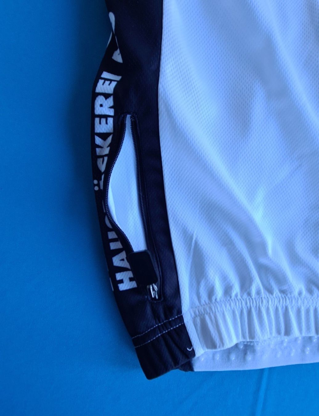 Canottiere & Pantaloni: Radrenntrikot Größe M – Usato da Saland venduto da V-Tour 4