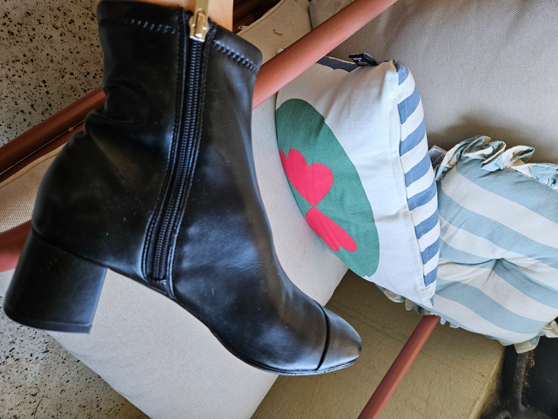 Damenschuhe: Ankle Boot Stieflette – Gebraucht aus Zürich von nureni 2