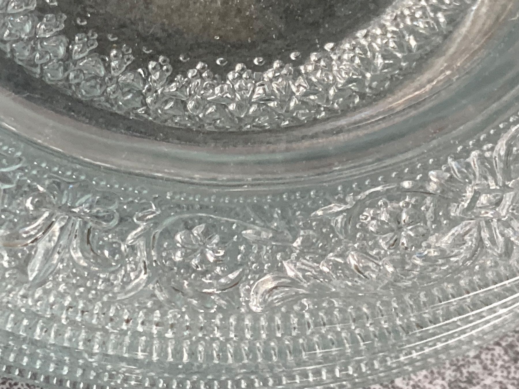 Piatti: Vintage Glas-Dessertteller mit Blumenmuster, 5 Stk – Usato da Zürich venduto da Idbiw 3