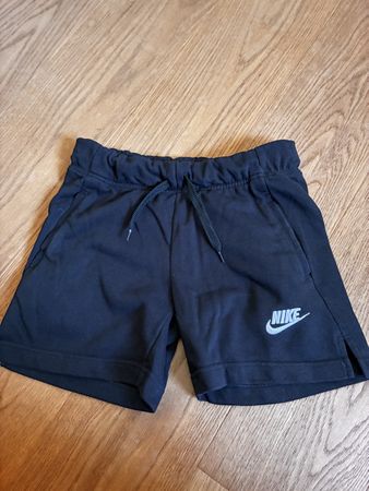 Shorts Nike neri ( bambino) taglia L (8-10 anni)