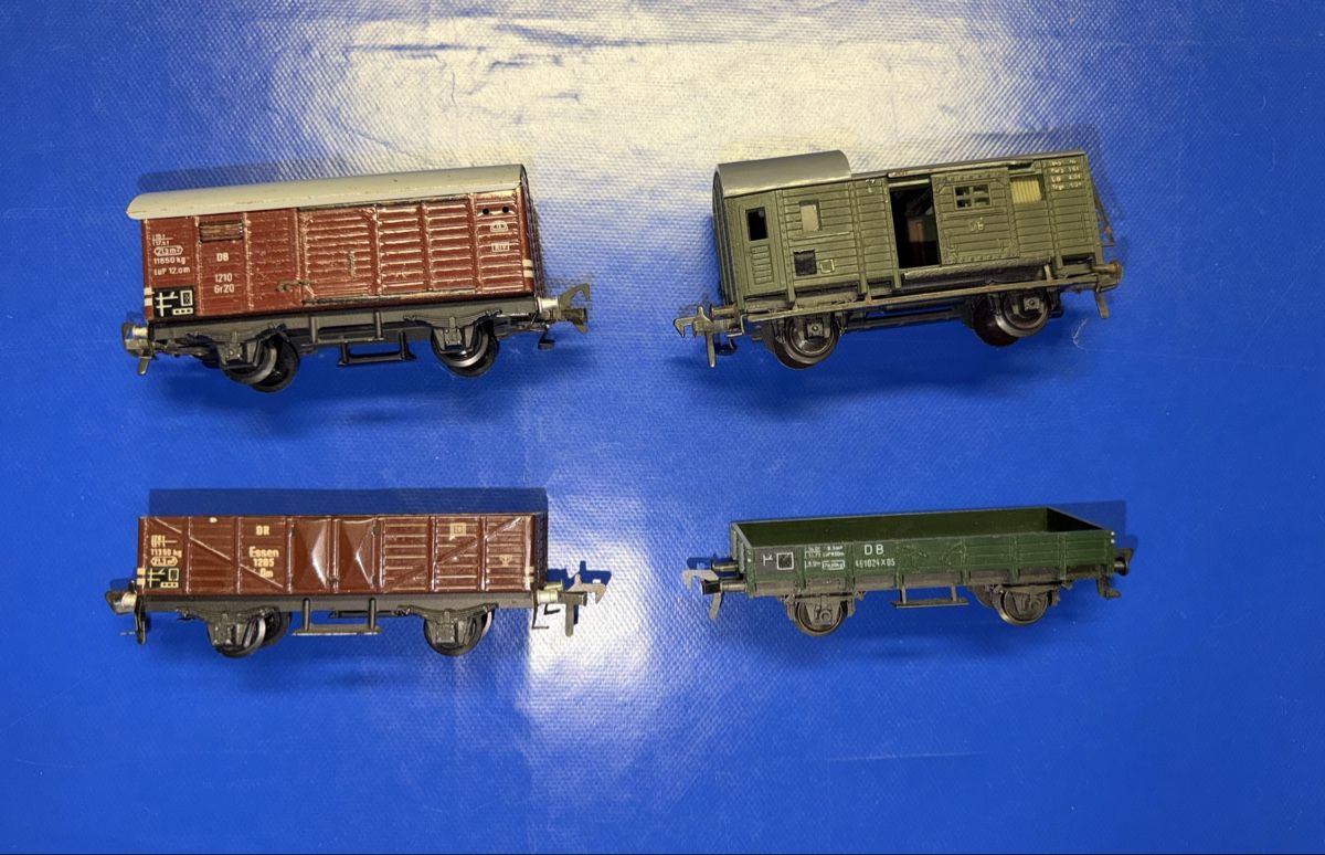 Fleischmann Modelleisenbahnen: 4x Güterwagen Fleischmann – Gebraucht aus Frick von Freddoo93 1