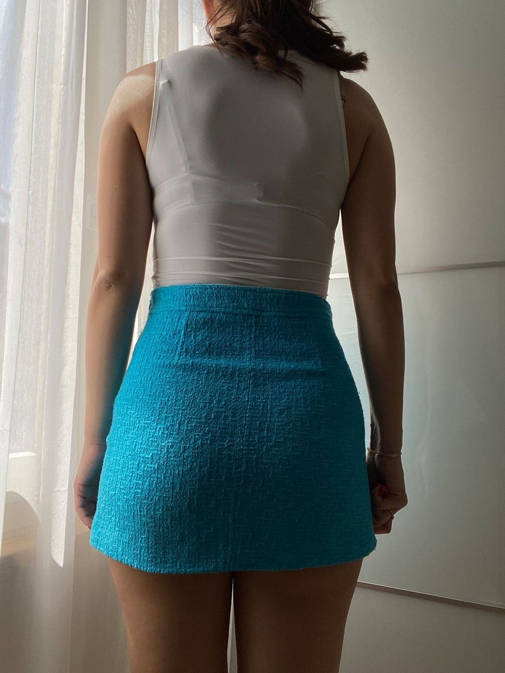 Zara Gonne: Minirock von Zara, Bouclé Optik, Gr. S – Usato da Zürich venduto da dedasiba 1