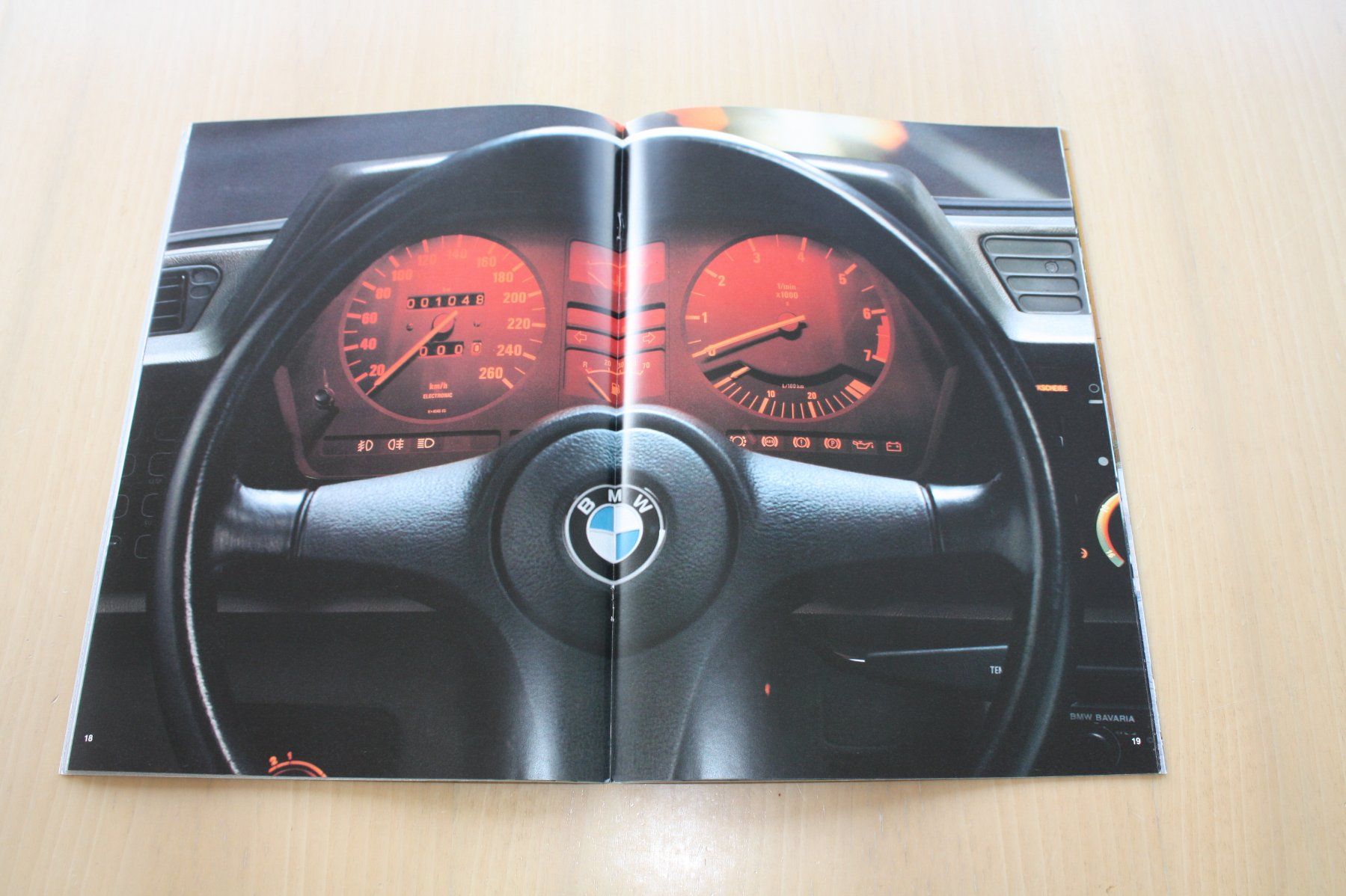 BMW Dokumente: BMW 6er 628CSI 635CSI Prospekt 2/1985 Englisch – Gebraucht aus Wikon von erwin400 7