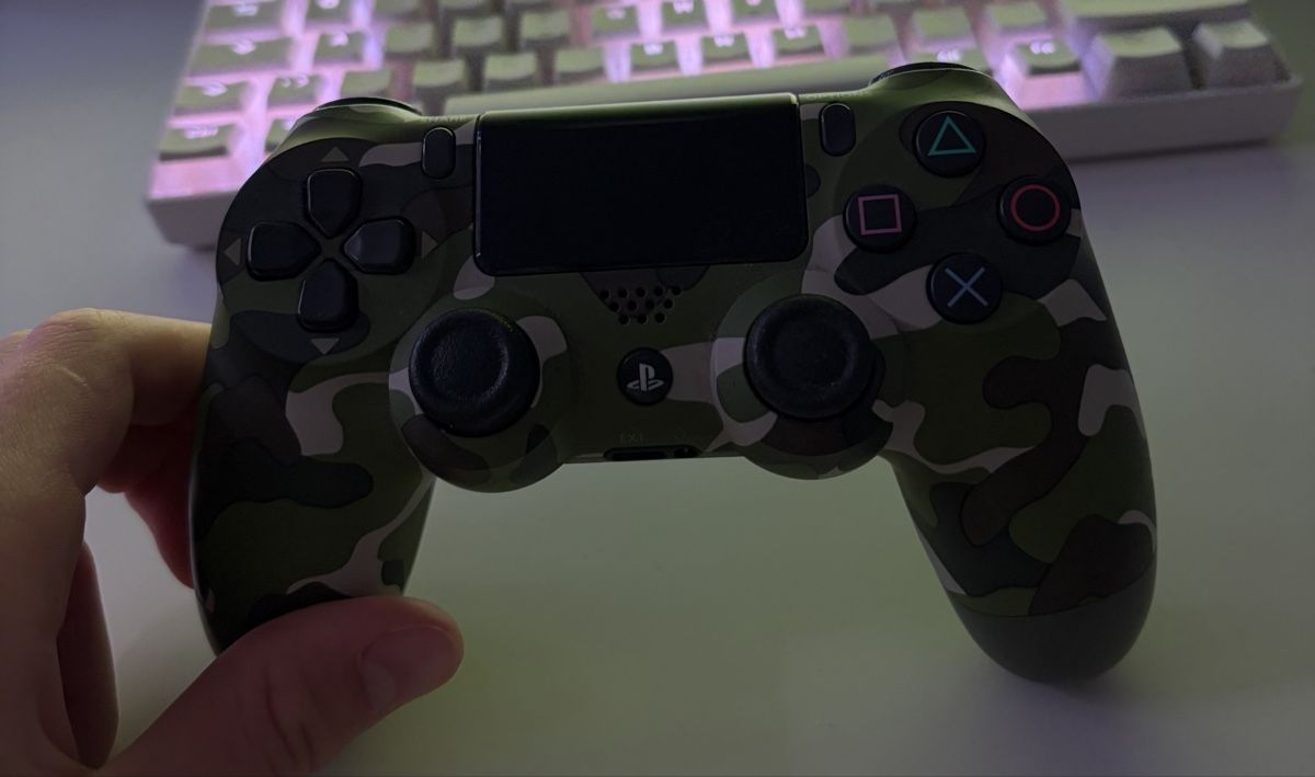 Sony Manettes: Ps4 Controller Camouflage – D'occasion à Niederurnen par mat_22hd 3