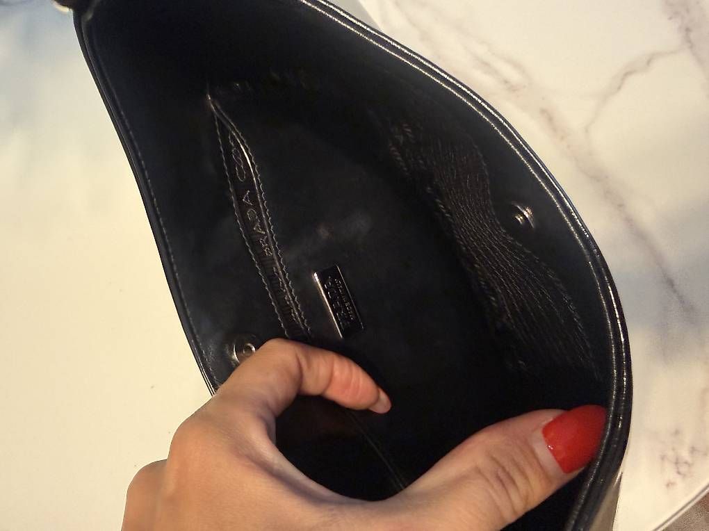 Prada Taschen für Damen: Prada Cleo Medium – Gebraucht aus Fribourg von jan_jgw6 2