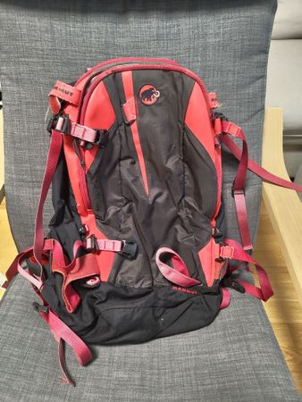 Mammut Rucksack rot/schwarz respect 30l