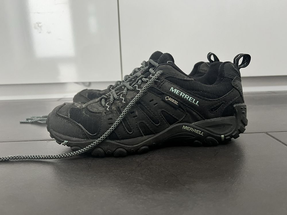 Merrell Gore-Tex Schuh (Gebraucht) in Heitenried für CHF 19 – mit ...