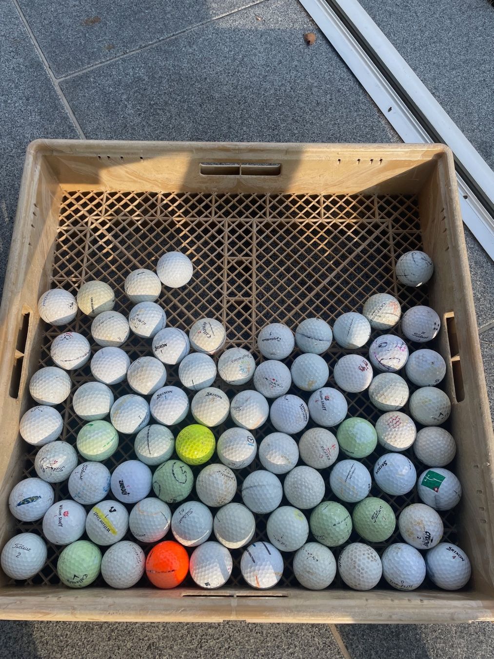 Bälle: 70 Golfbälle Golfball gebraucht – Gebraucht aus Altendorf von Esmaan