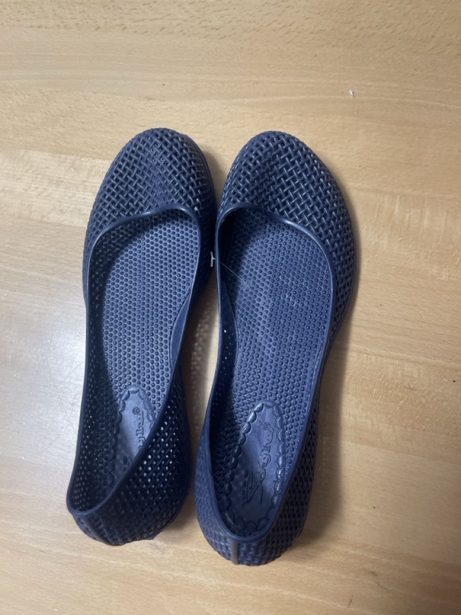 Damenschuhe: Badeschuhe – Neu (gemäss Beschreibung) aus Birmensdorf ZH von irina61