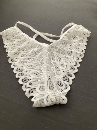 Weisser Damen Spitzen Slip, Grösse M, neu/ungetragen
