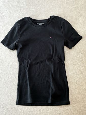 Tommy Hilfiger T-Shirt Schwarz Grösse S guter Zustand