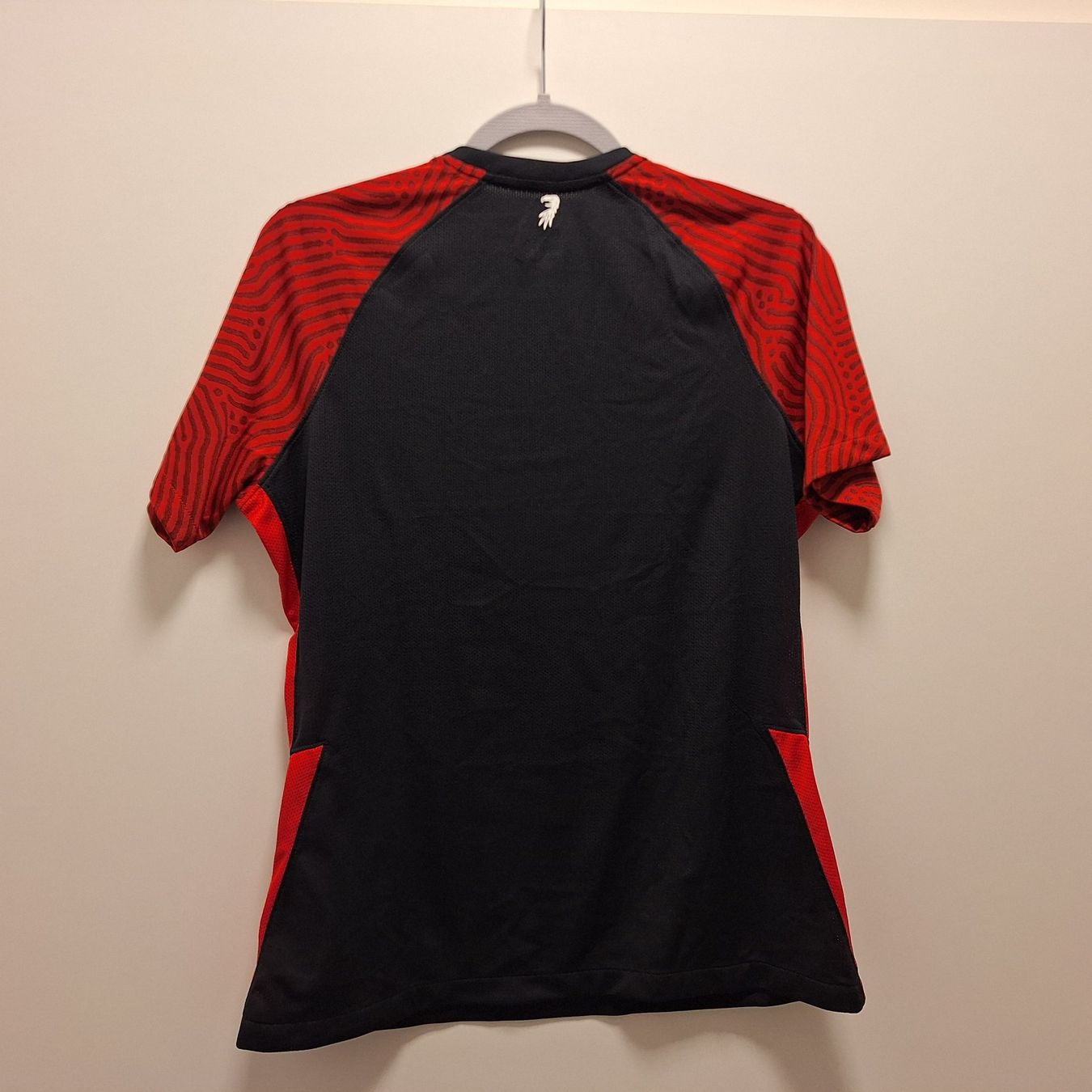 Canottiere & Pantaloni: NIKE SC Freiburg  S fur erwachsen oder L fur junge – Usato da Bellinzona venduto da LA-ropa-de-Juan 1