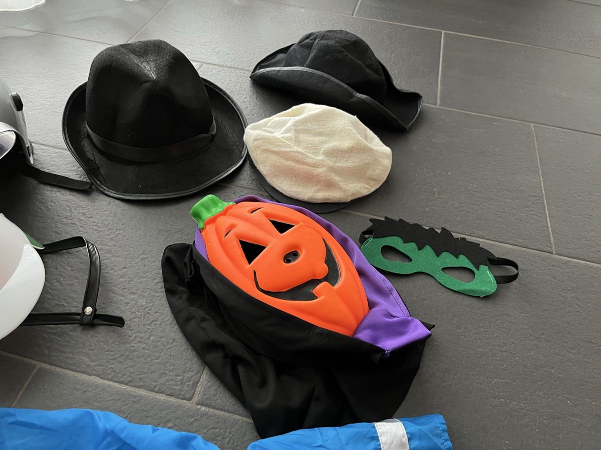 Costumi: Fasnacht Kinder – Usato da Rottenschwil venduto da gle81 4