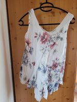 Damentop weiss Gr. S mit Blumenmotiv