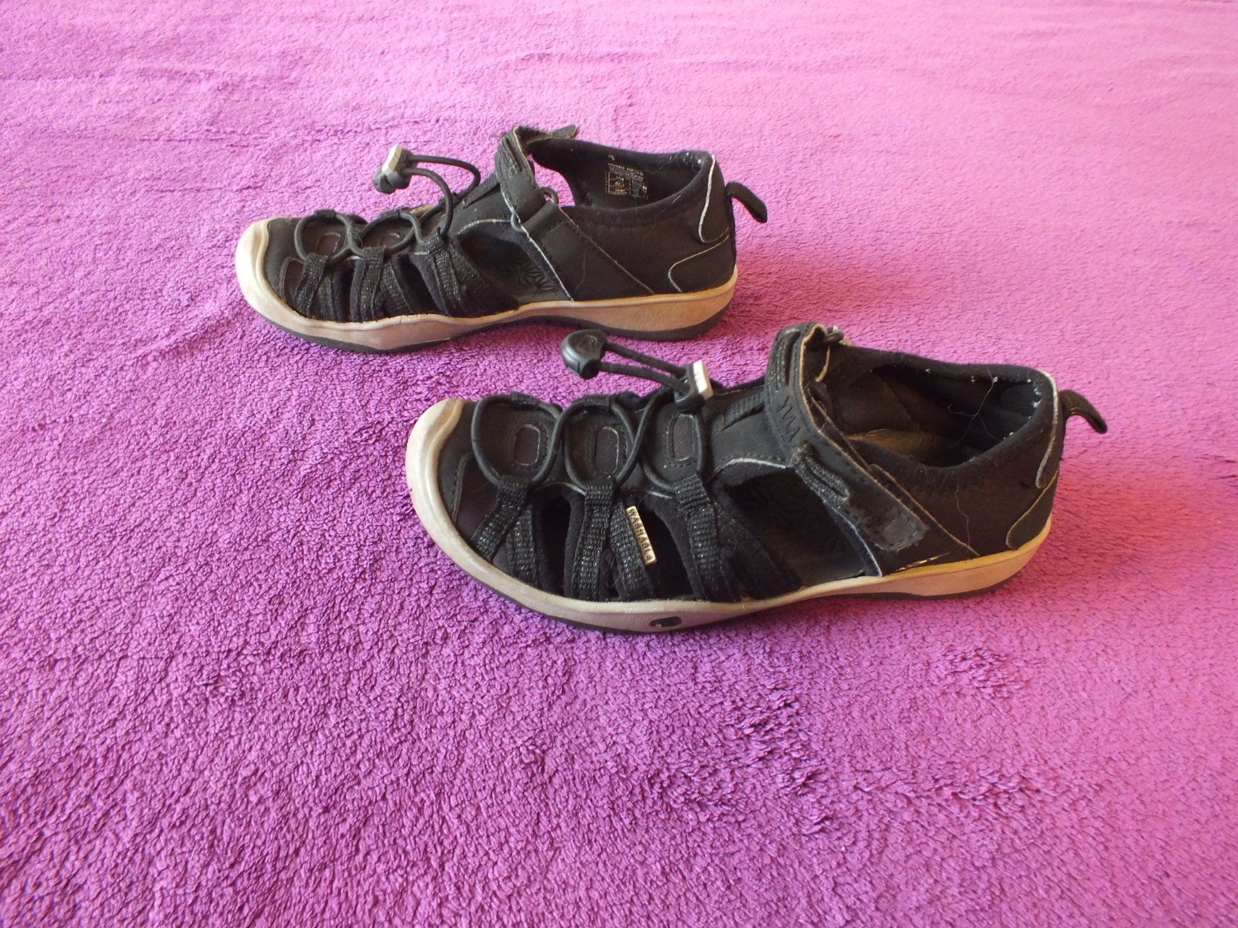Keen Scarpe per ragazzi: Keen Wanderschuhe/-Sandalen Gr.30 – Usato da Müllheim Dorf venduto da Seeeule01 2