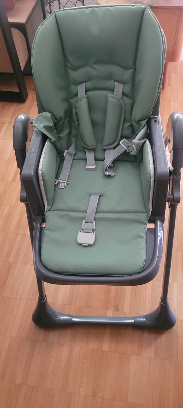Kinderkraft Chaises hautes: Kinderkraft Hochstuhl – D'occasion à Kloten par Steffie_98