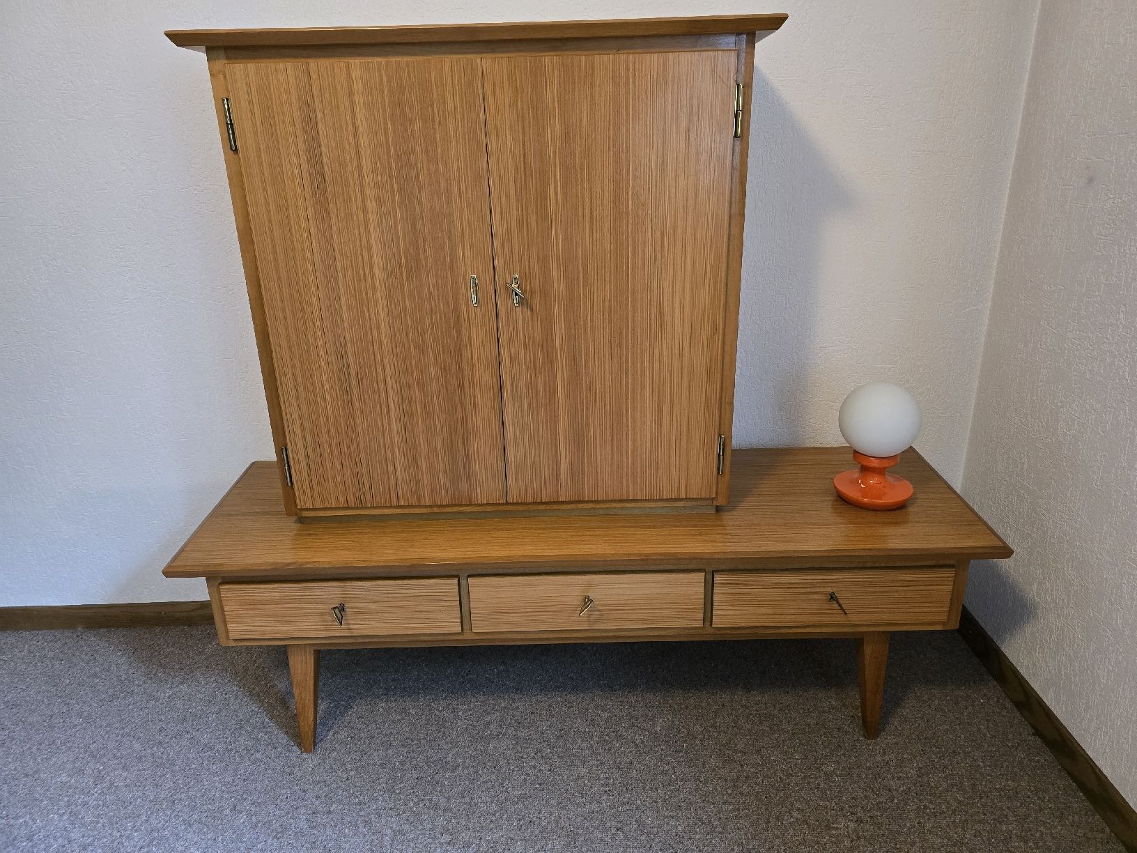 Cassettiere: vintage sideboard,  Kommode , Barmöbel MSL – Usato da Zürich venduto da Reni8048 1