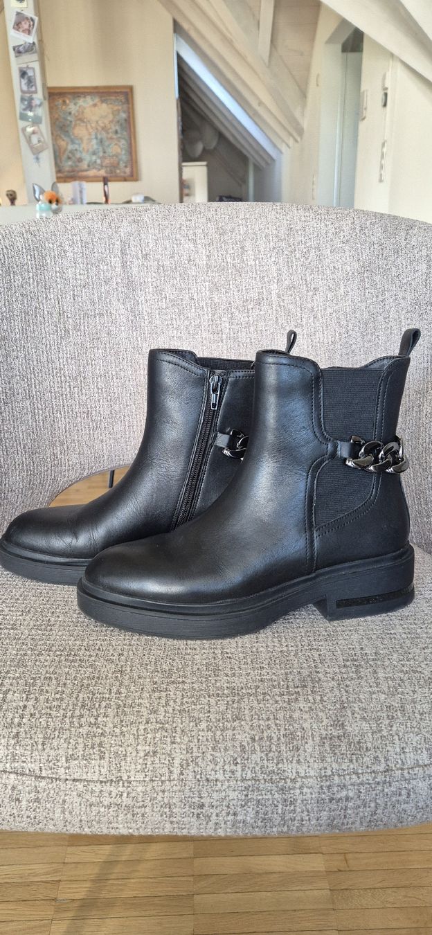 Liu Jo Scarpe da donna: Liu Jo Lederstiefeletten – Nuovo (secondo la descrizione) da Kloten venduto da vanepit