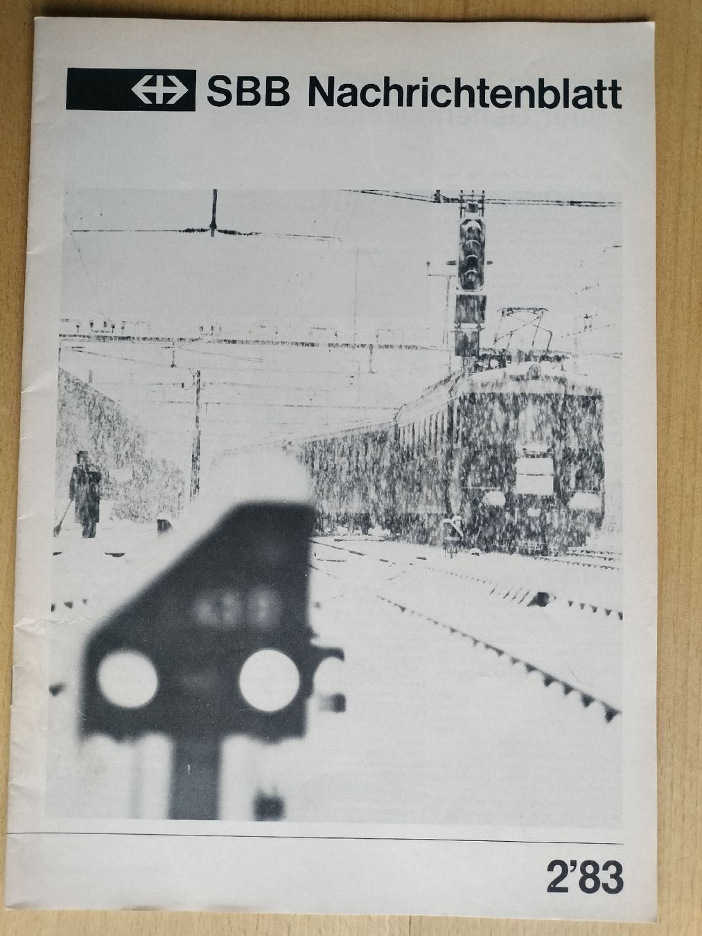 Riviste & Magazine: SBB CFF FFS Nachrichtenblatt von 1983 – Usato da Schwanden Sigrisw venduto da pho_2mc9
