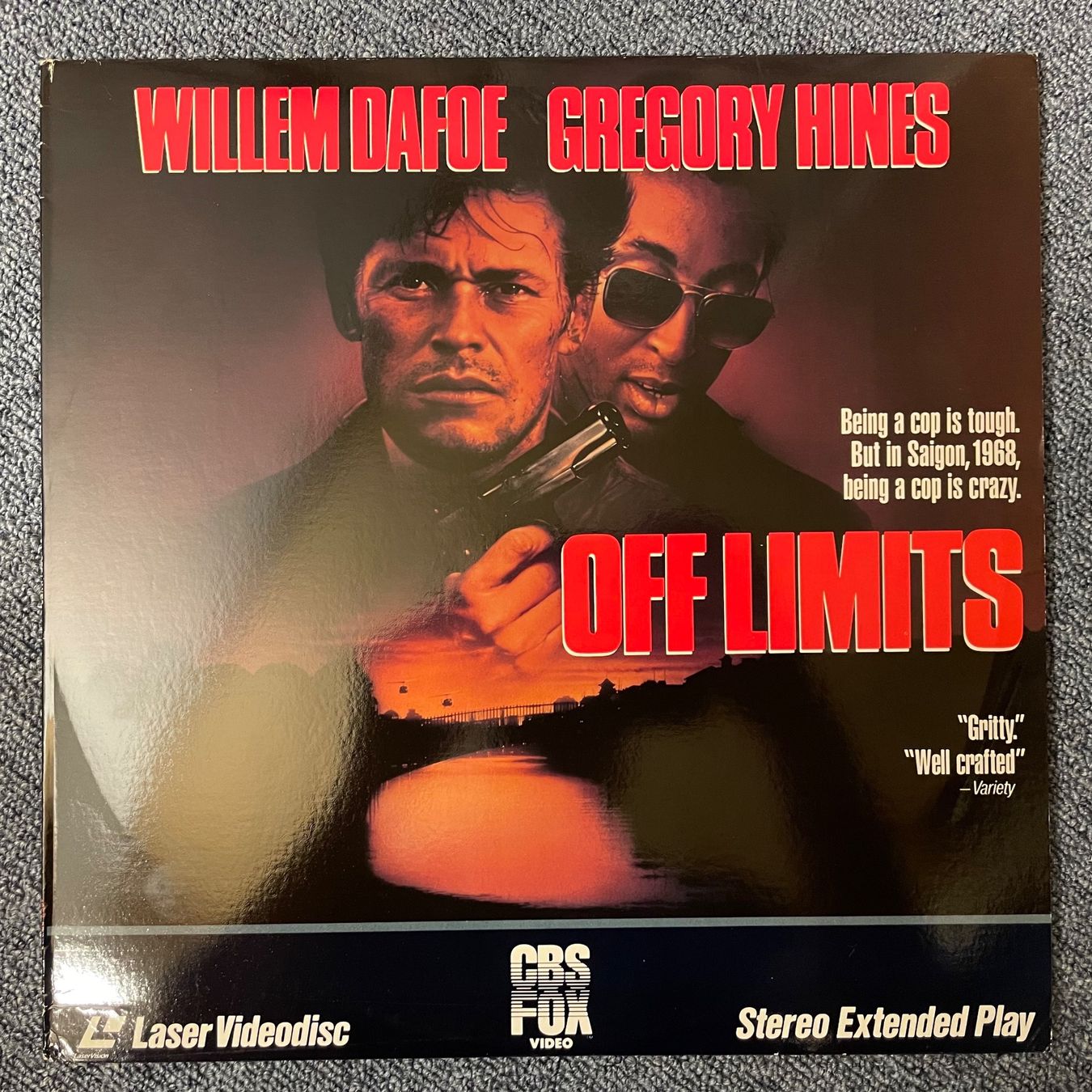 Alle DVDs: Willem Dafoe: OFF LIMITS - LASER DISC - Englisch Orig. – Gebraucht aus Stans von Brode