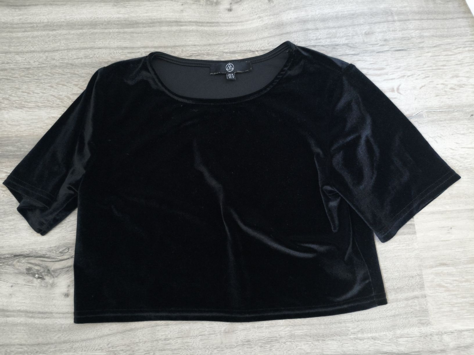 T-shirt: Maglietta elegante missguided – Usato da Bioggio venduto da OresteIronix