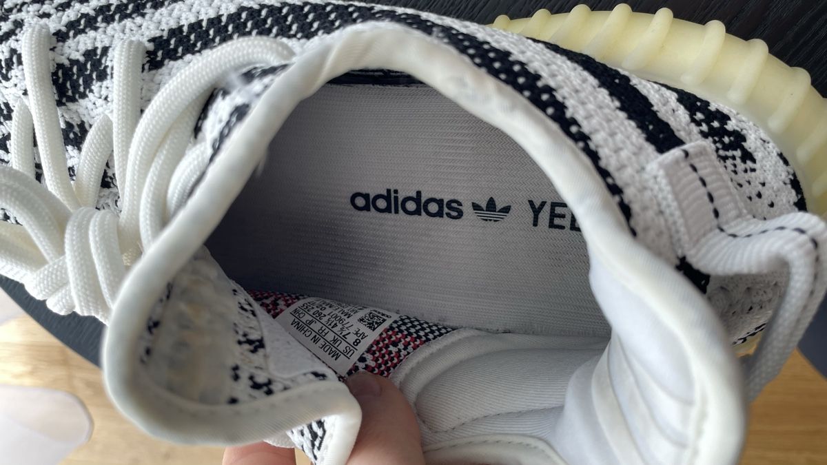 Adidas Scarpe da uomo: Adidas Yeezy Boost 350 V2 Zebra – Usato da Birmenstorf AG venduto da jac_ 3