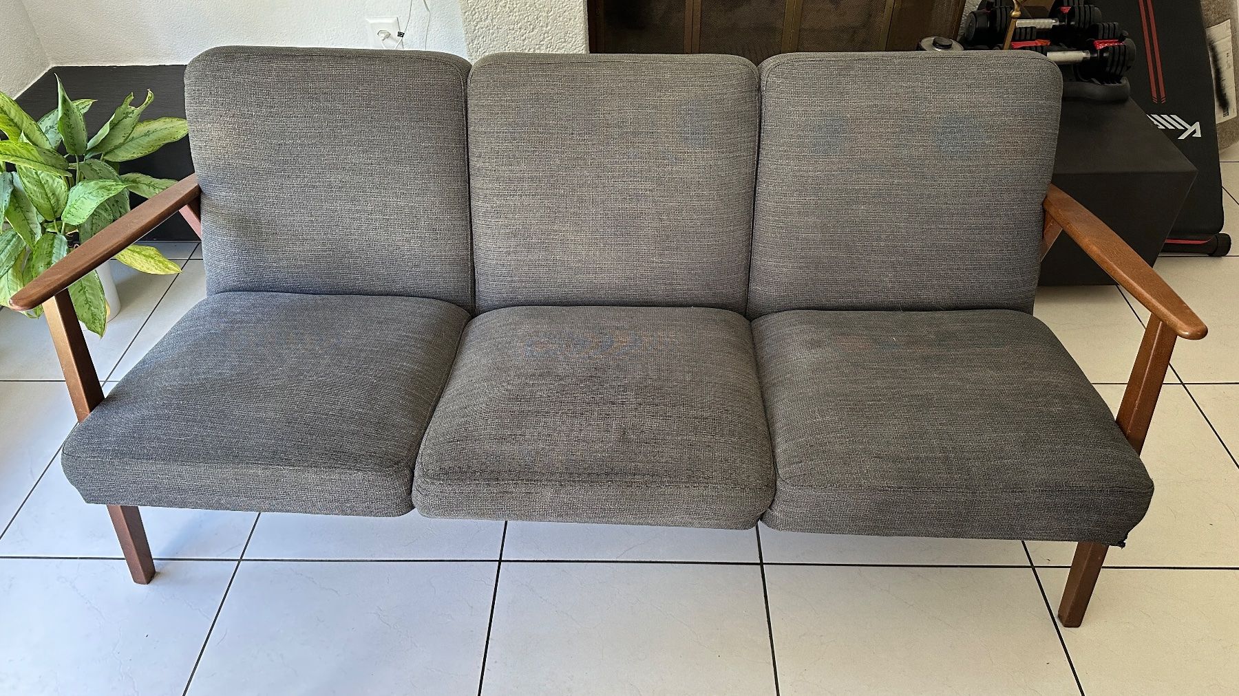 Ikea Divani: Ekenäset Sofa von Ikea gebraucht – Usato da Dotzigen venduto da YGMT