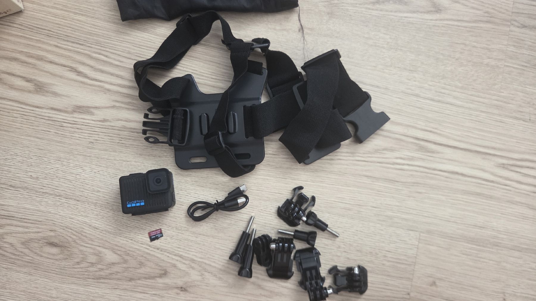 Gopro Action Cam: go pro Hero et accessoires  – Gebraucht aus Bramois von Djoule87
