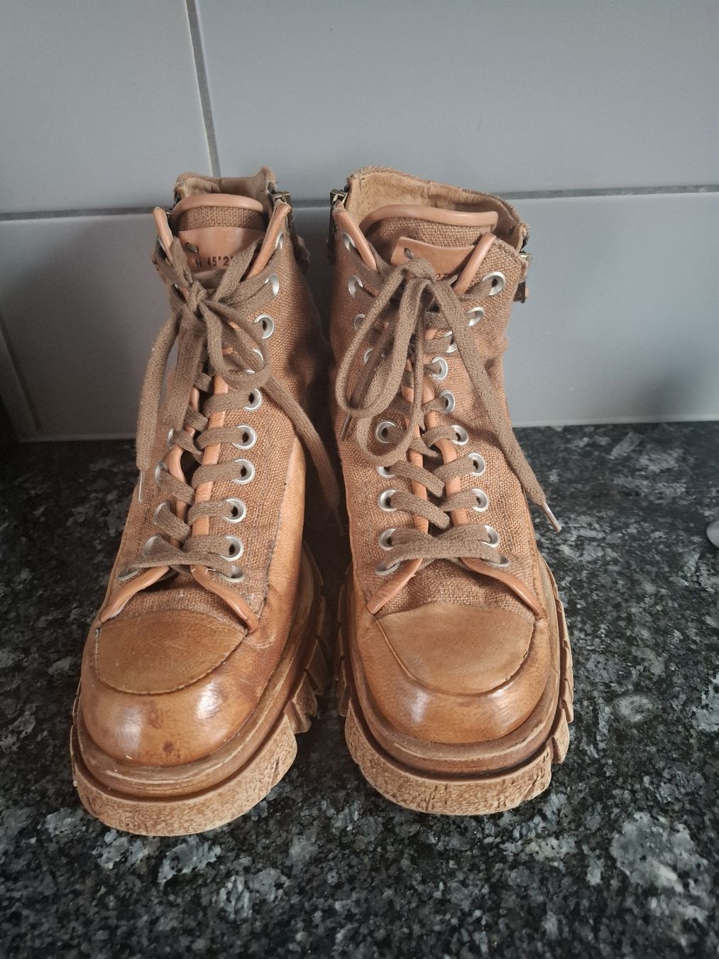 A.S.98 Scarpe da donna: A.S. 98 Stiefeletten Grösse 39 – Nuovo (secondo la descrizione) da Allschwil venduto da nicki1803