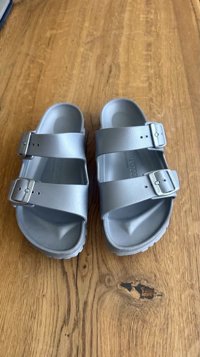 Birkenstock Scarpe da donna: Birkenstock Arizona, 36 - neuwertig – Usato da Ennetbürgen venduto da PurePick