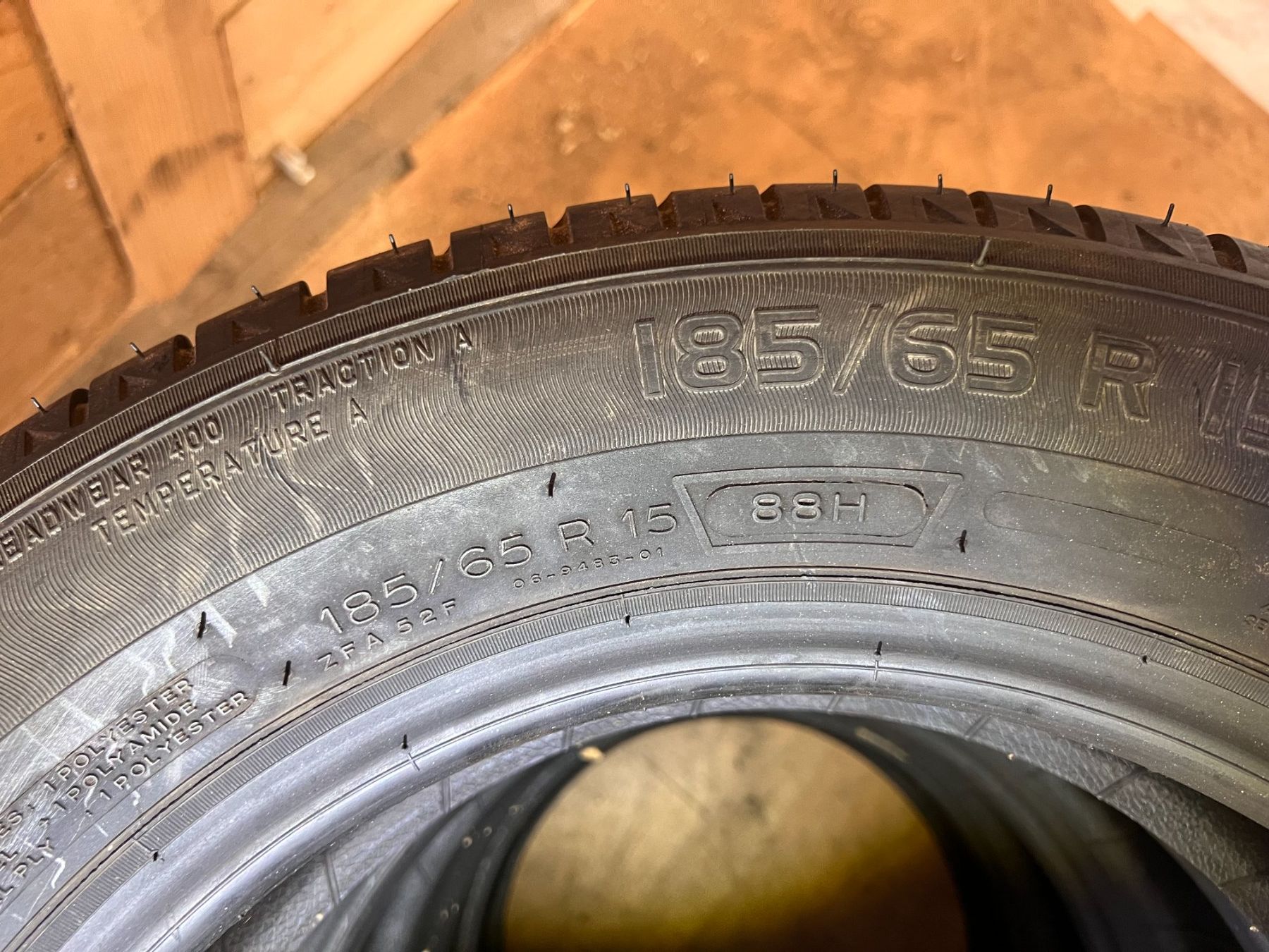 Altro in Scrittura & Disegno: 4 Pneus été Michelin 185/65 R15 – Usato da Romont FR venduto da Thoma_bdn 2