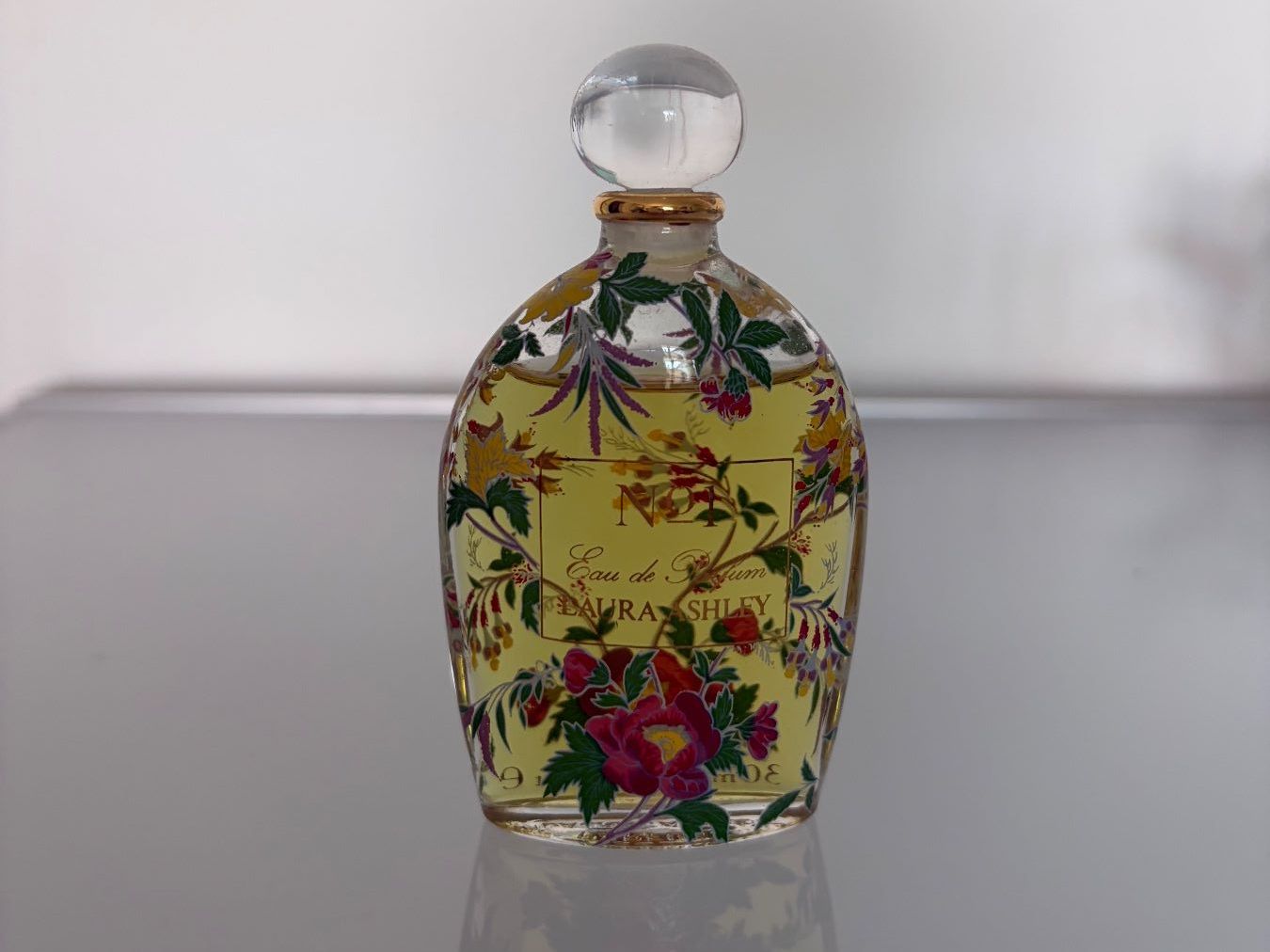 Laura Ashley Parfums & Eau de Toilette: Laura Ashley Vintage eau de parfum No 1 – Neuf (Voir description) à Luzern par Lampion 1