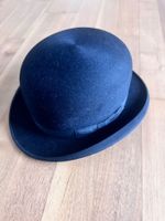 Melonenhut schwarz (von Herrenmode Levy St. Gallen)