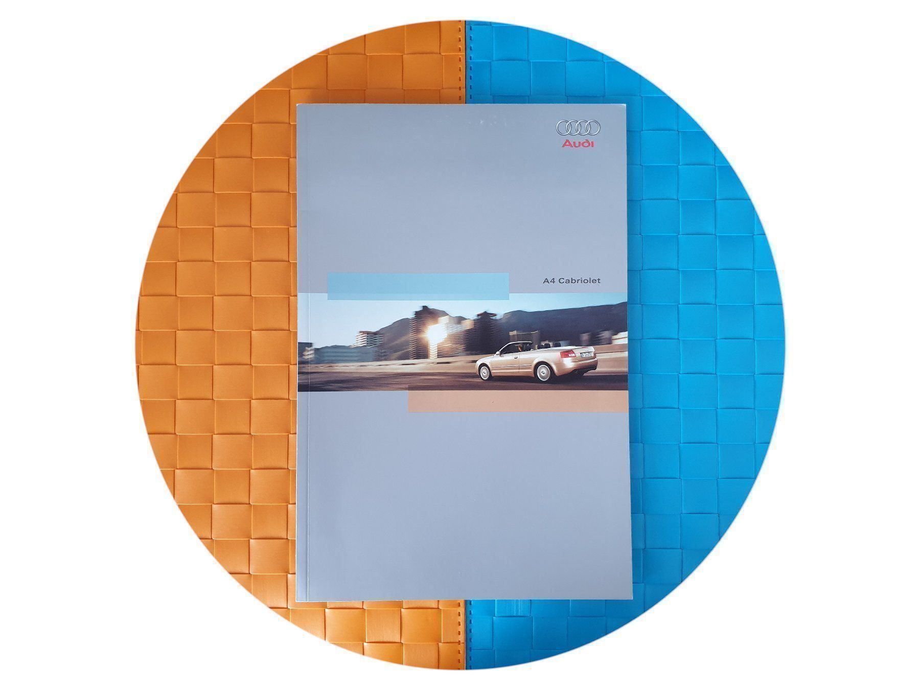 Riviste & Magazine: AUDI A4 CABRIO 2002 - Prospekt / Katalog – Usato da Viganello venduto da CARLiteratur