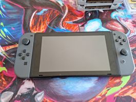 Nintendo Switch Konsole - Grau mit Zubehör