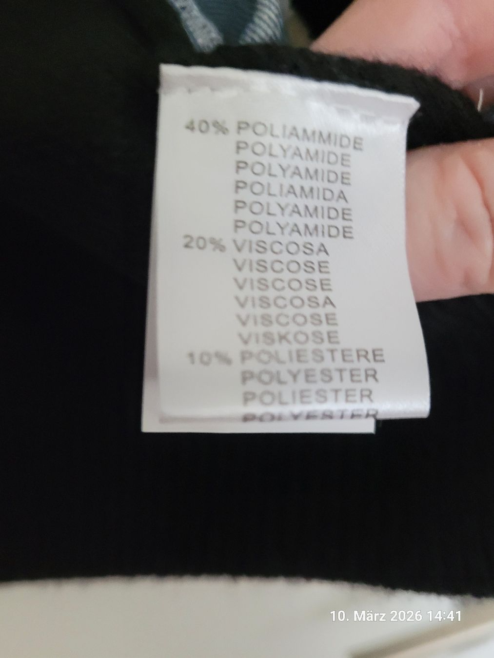 Jacken: Strickjacke mit Glitzerärmeln – Gebraucht aus Bünzen von Milly32 3