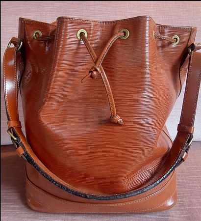 LV Louis Vuitton Noé epi grand cognac