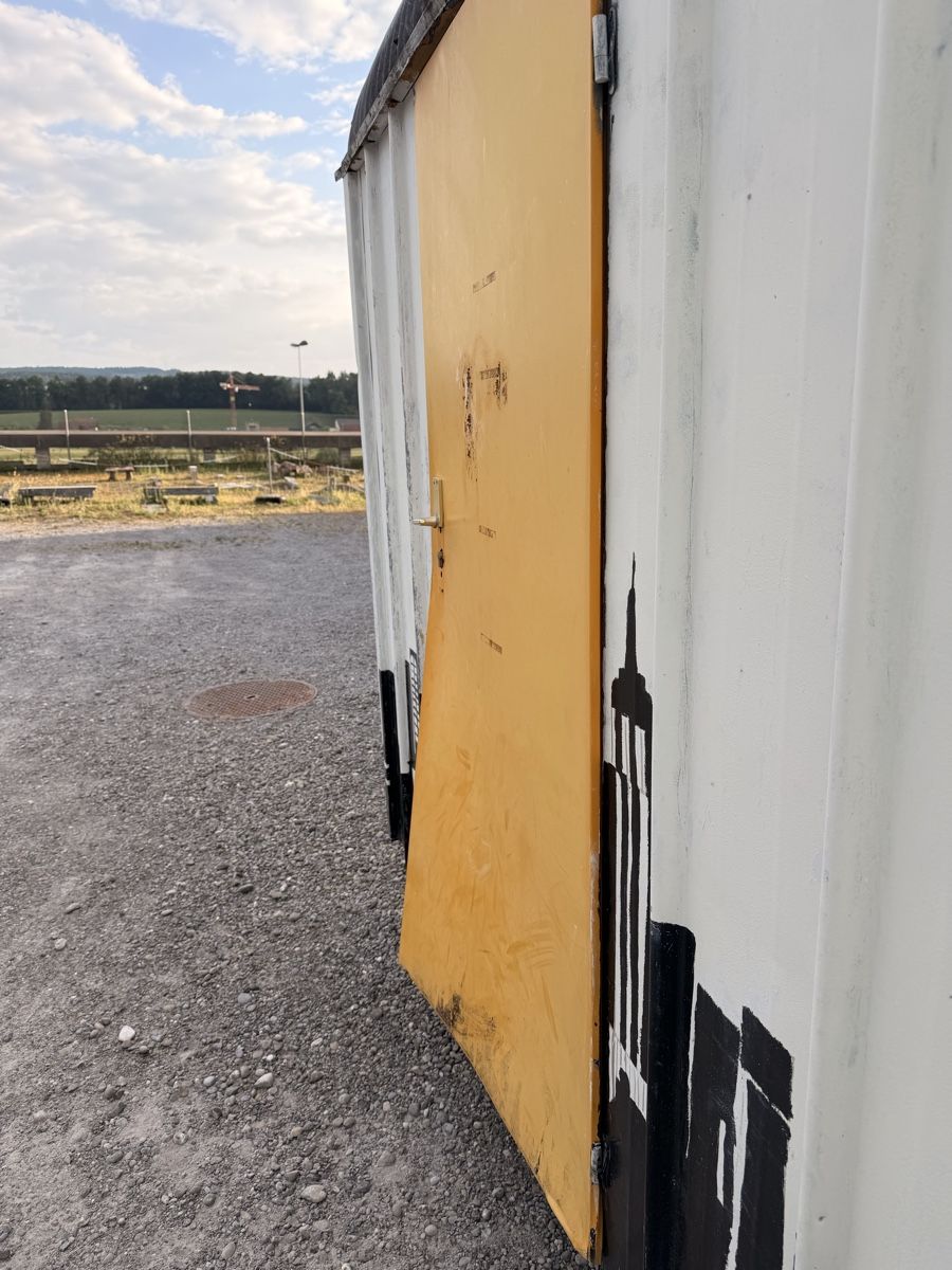 Baucontainer: Baucontainer / ehemaliger Pausenkiosk zu verkaufen – Gebraucht aus Wigoltingen von CocoaBeach 3