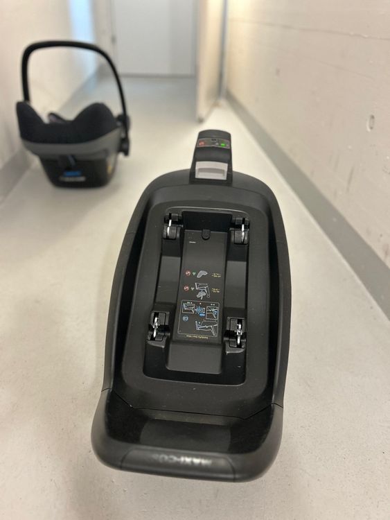 Maxi-Cosi Sièges auto: Maxi Cosi Pebble Pro (Set, praktisch neuwertig) – D'occasion à Zürich par mrt_5fyh 1