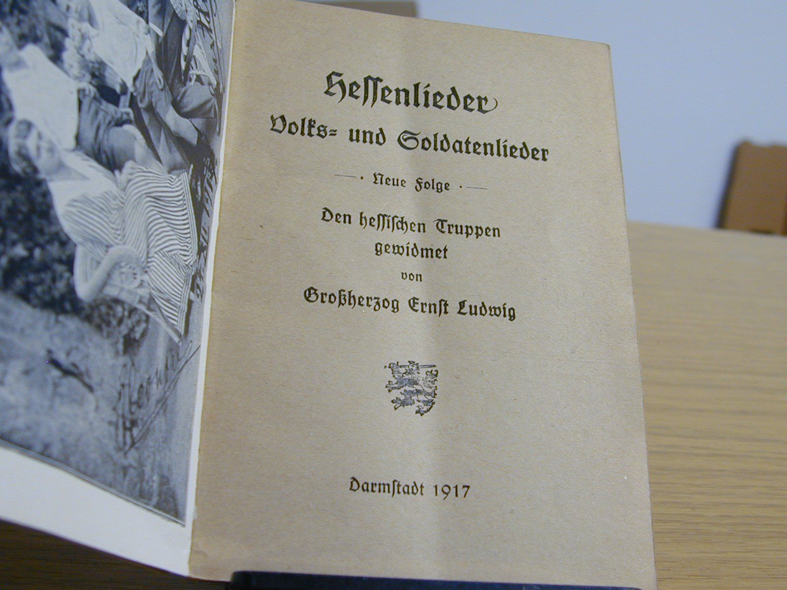 Libri: HESSENLIEDER VOLKS- und SOLDATENLIEDER – Usato da Oberursel venduto da swinger-ecki 3