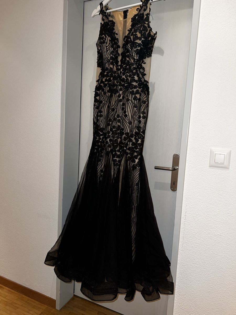 Vestiti: Abendkleid – Usato da Spreitenbach venduto da limi223 3
