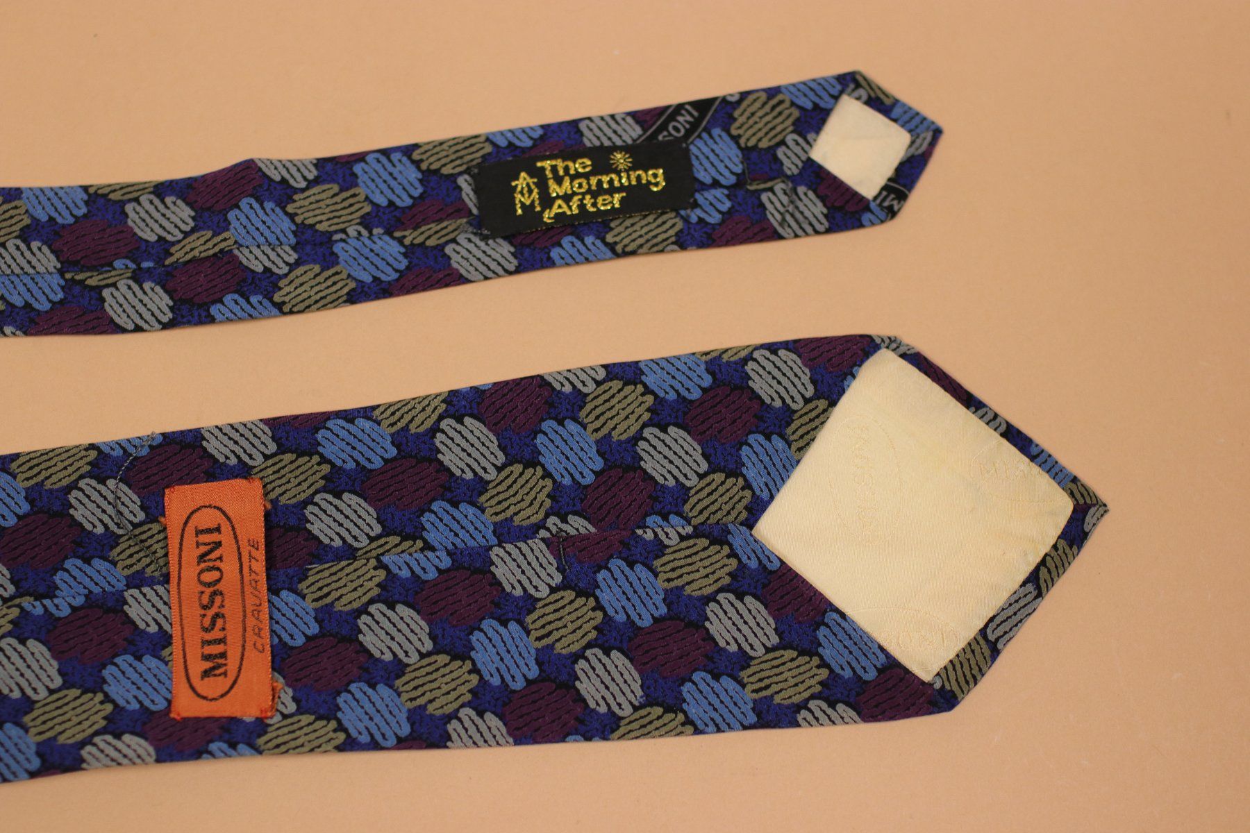 Missoni Cravates: vintage MISSONI Silk Tie – D'occasion à Hombrechtikon par BAZ-Vintage 1