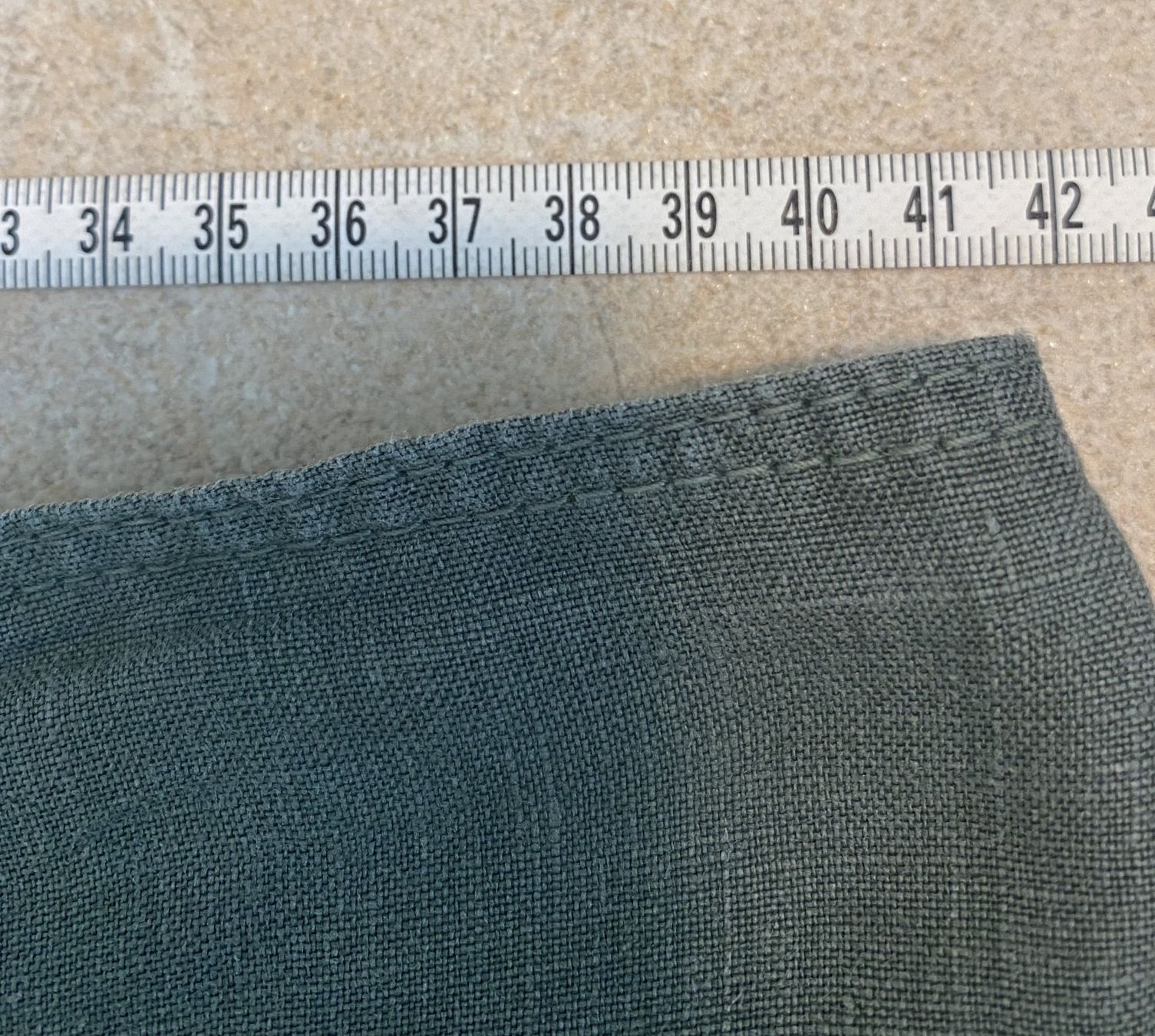 Massimo Dutti Pantaloni: MASSIMO DUTTI 100% Leinen Shorts olive 40 – Usato da Allschwil venduto da Rosenfee 4