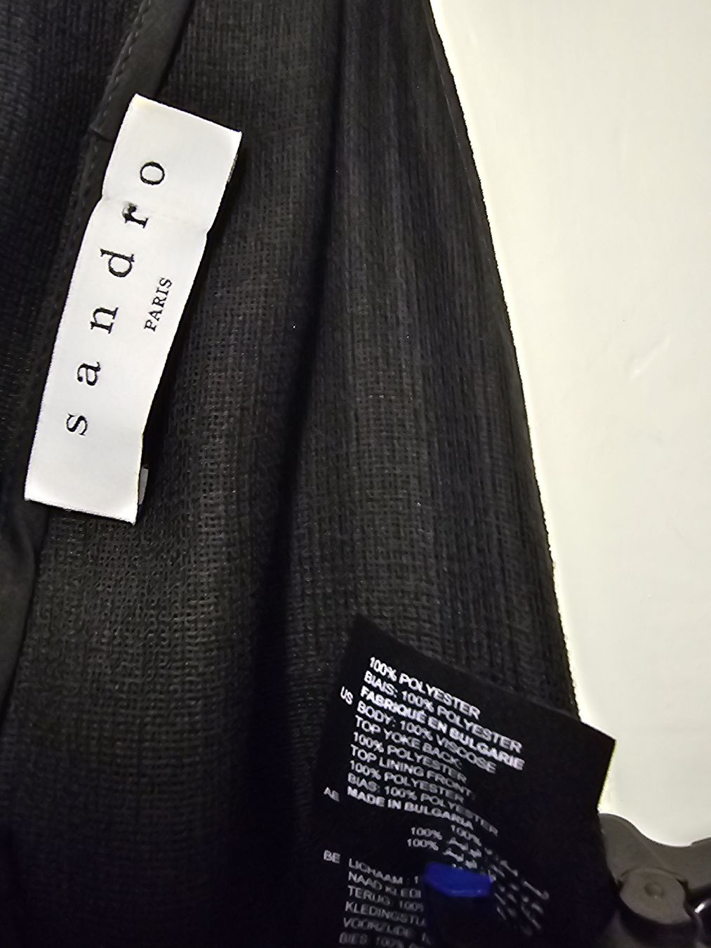 Sandro Vestiti: Robe Noire Sandro/Coupe originale,stylée, chic/Viscose/T:38 – Nuovo (secondo la descrizione) da Basel venduto da Paloma6261 6