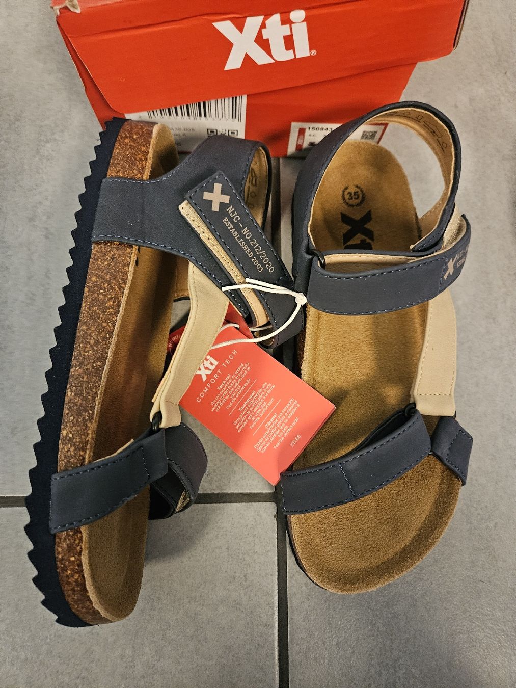 Scarpe da uomo: Neue Sandalen XTI, Gr. 35 – Nuovo e nell'imballaggio originale da Buchs ZH venduto da Solletico 1